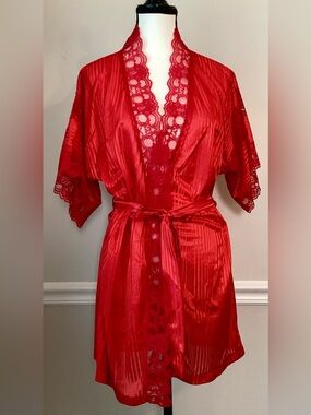 Vintage Nite Images Naughty But Nice Red Lace Trimmed Kimono Small Made in USA